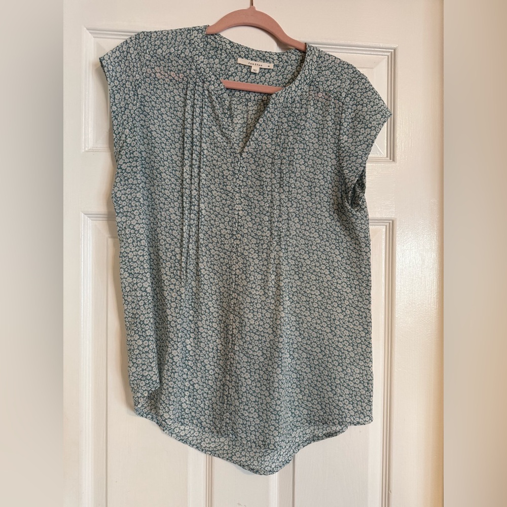 Women’s Blouse Bundle – 2 Tops | Floral & Polka Dot